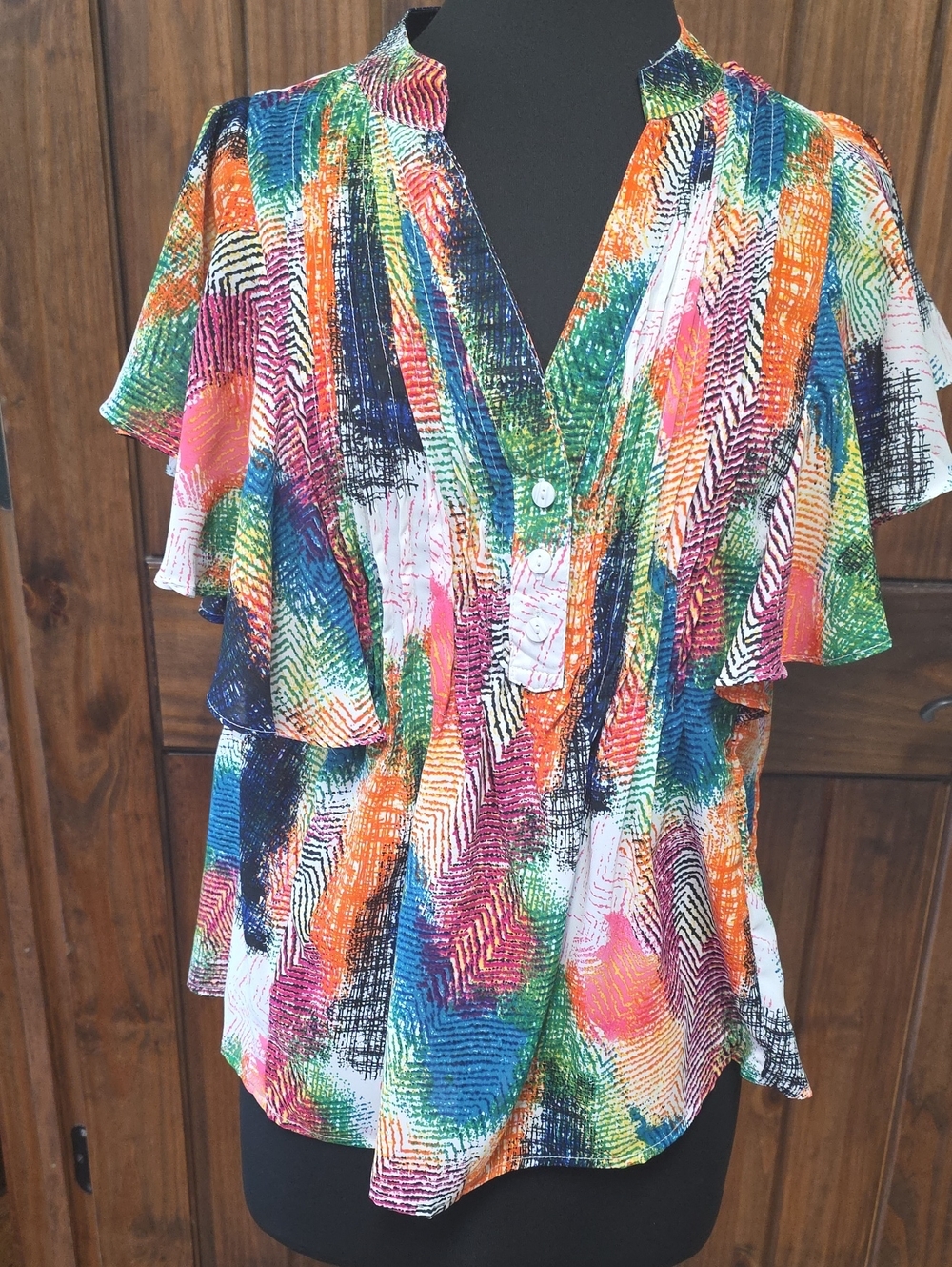 entro Multicolor Abstract Flutter-Sleeve V-Neck Blouse